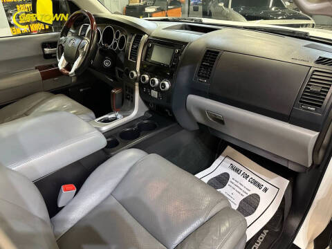 2017 Toyota Sequoia Platinum