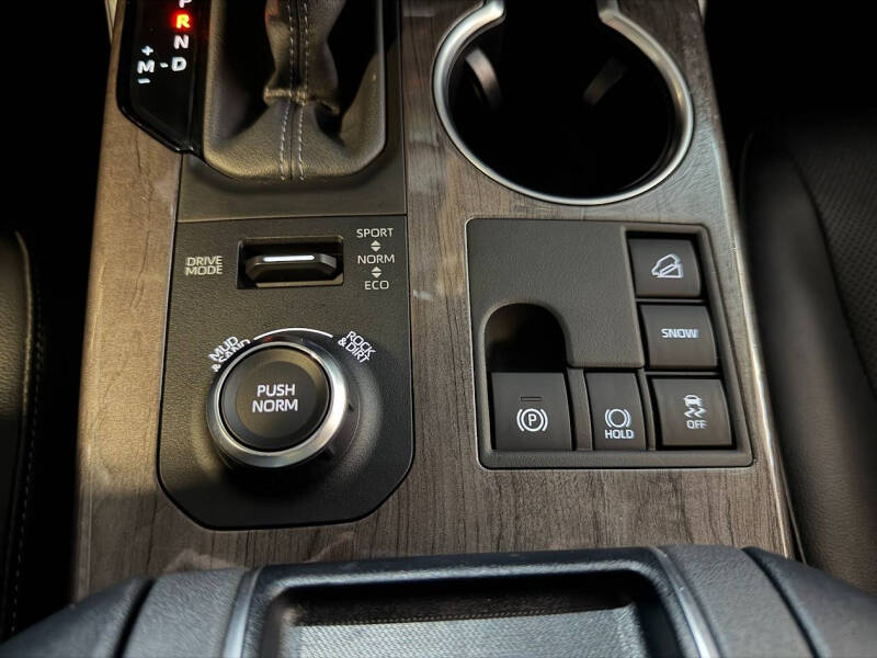 2024 Toyota Highlander Platinum