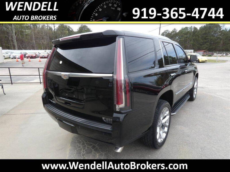 2017 Cadillac Escalade Luxury