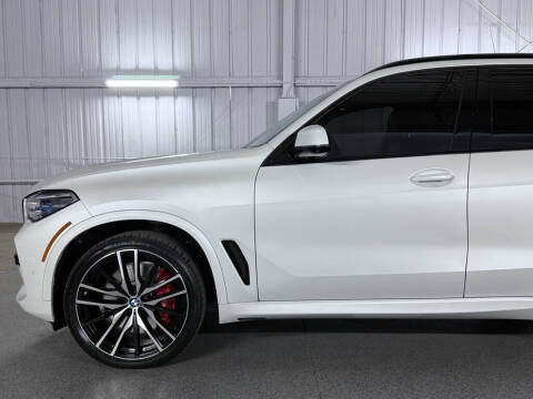 2023 BMW X5 M50i