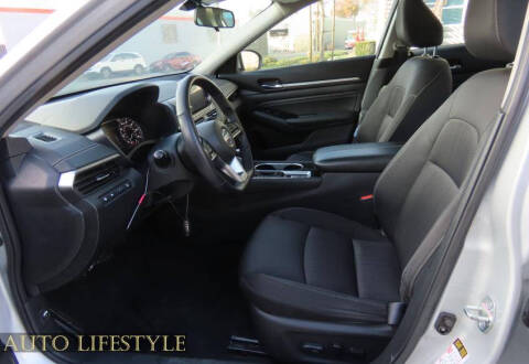 2021 Nissan Altima 2.5 SV