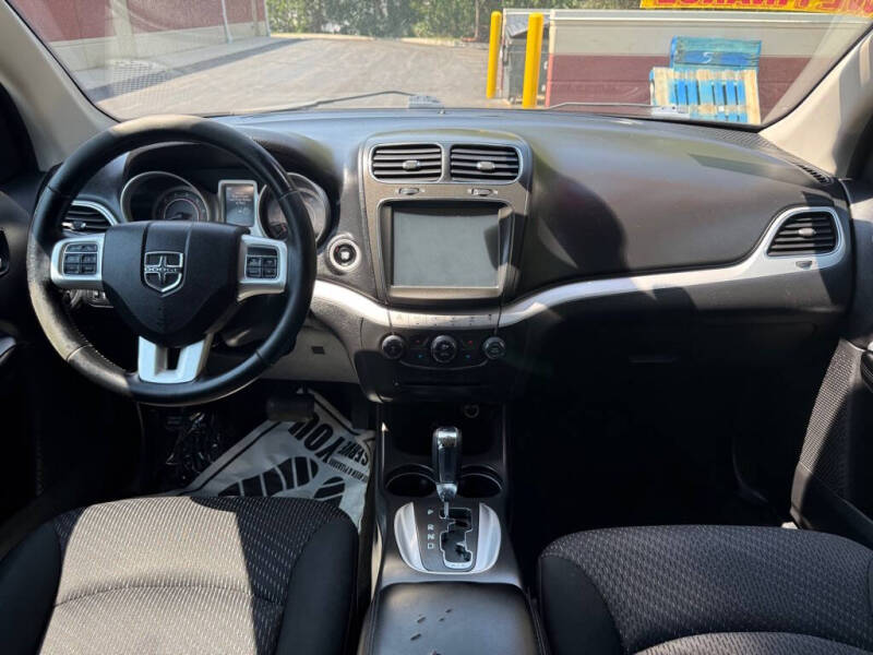 2019 Dodge Journey SE