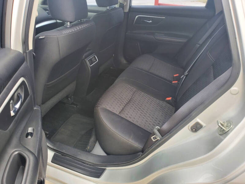 2017 Nissan Altima 2.5 SR