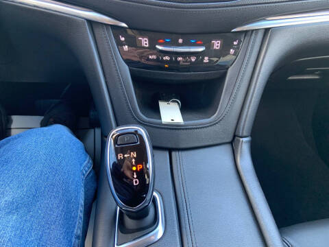 2017 Cadillac XT5 Premium Luxury