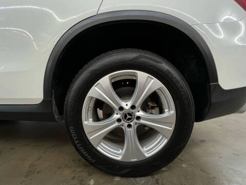 2017 Mercedes-Benz GLC GLC 300