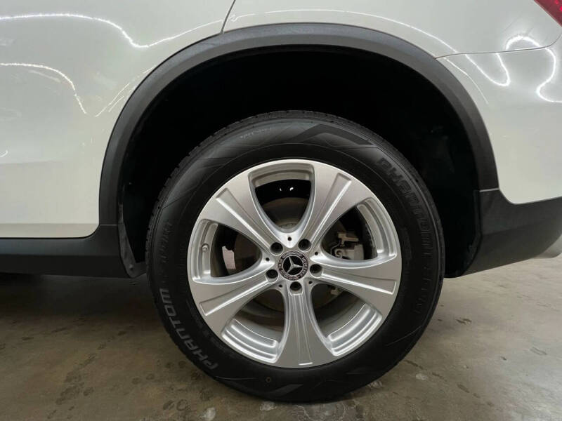 2017 Mercedes-Benz GLC GLC 300