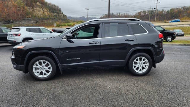 2016 Jeep Cherokee for sale at Tim Short CDJR Hazard in Hazard, KY