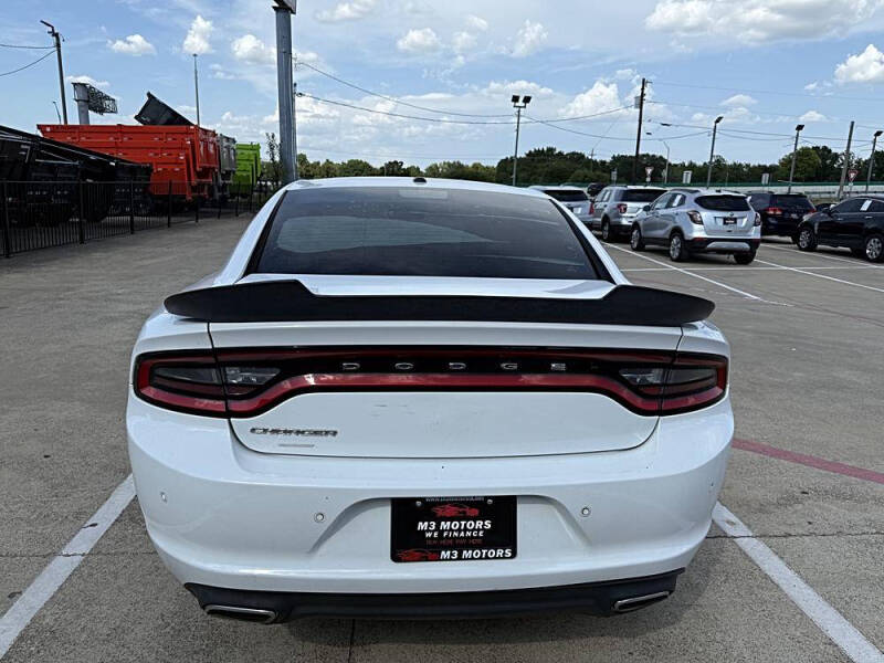 2015 Dodge Charger SE