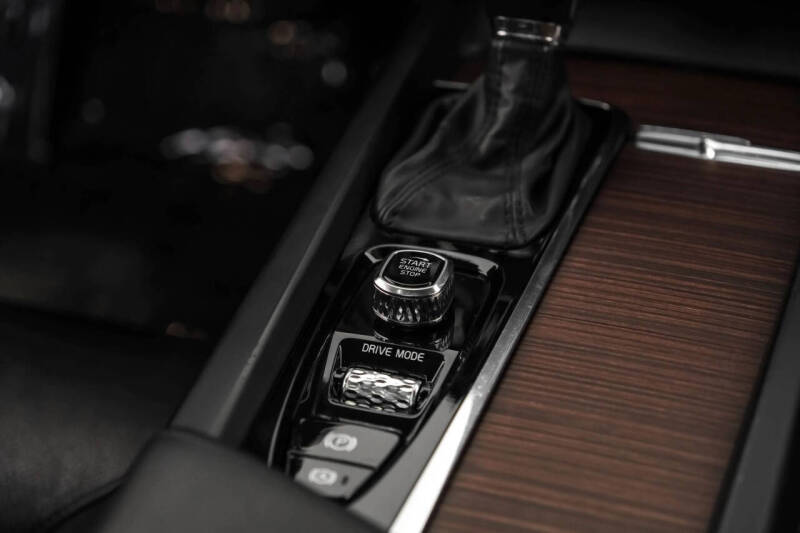 2021 Volvo V60 T5 Momentum