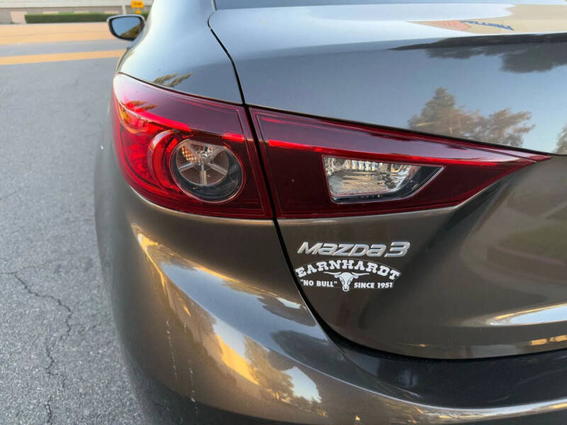 2015 Mazda MAZDA3 i Sport