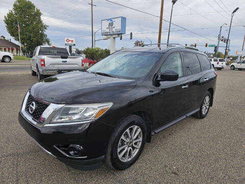 2015 Nissan Pathfinder for sale at BB Wholesale Auto in Fruitland ID