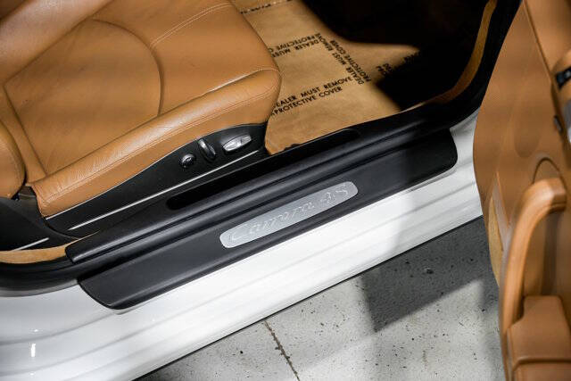 2012 Porsche 911 Carrera 4S