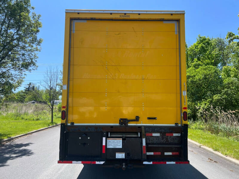 2018 International DuraStar 4300