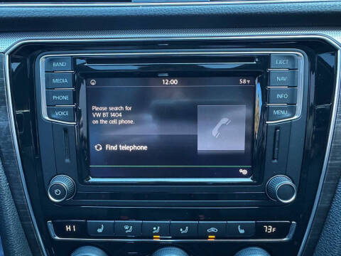 2016 Volkswagen Passat 1.8T SE