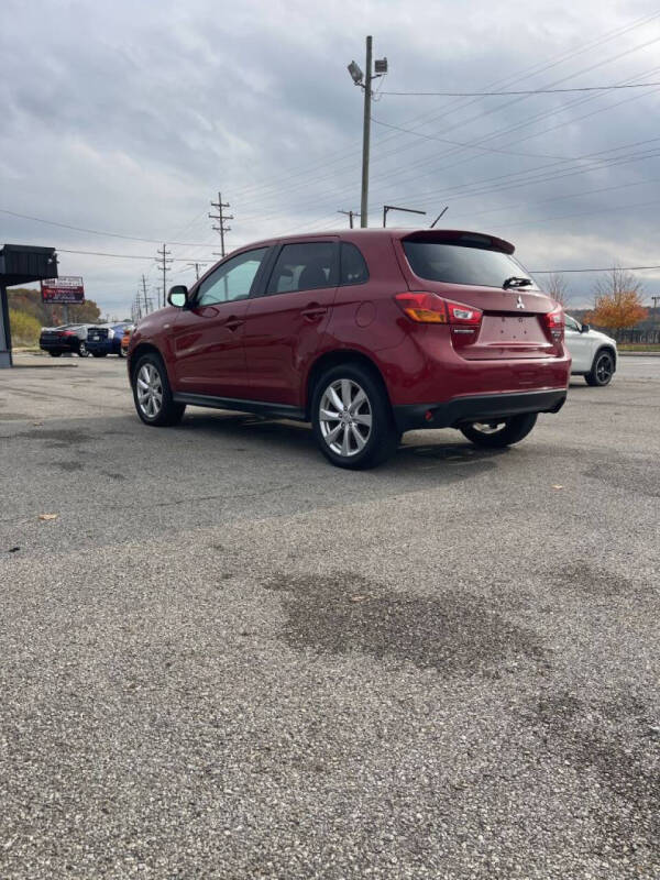 2015 Mitsubishi Outlander Sport 2.4 ES