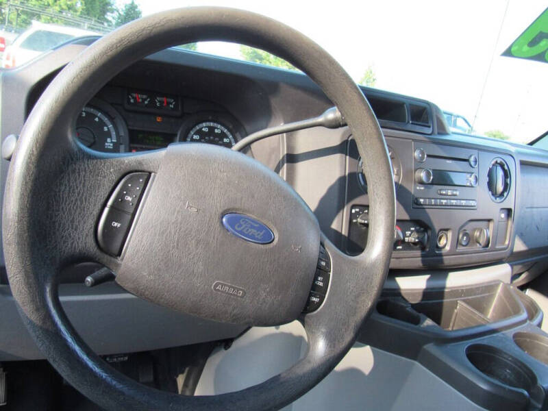 2012 Ford E-Series E-150