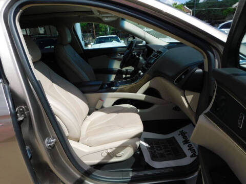 2019 Lincoln Nautilus Reserve