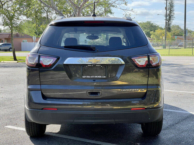 2016 Chevrolet Traverse SUV - $12,995