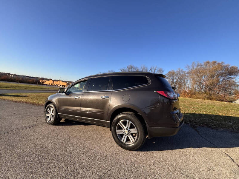 2017 Chevrolet Traverse LT