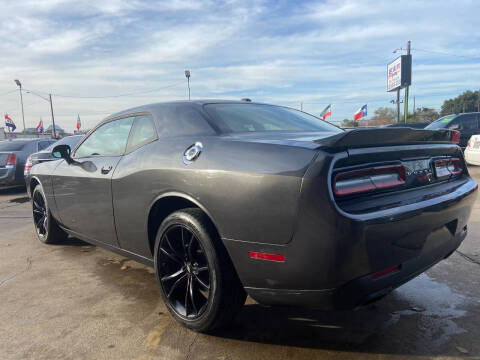 2019 Dodge Challenger SXT