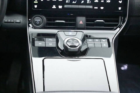 2024 Toyota bZ4X Limited