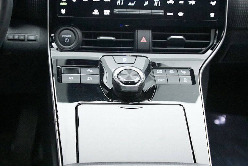 2024 Toyota bZ4X Limited