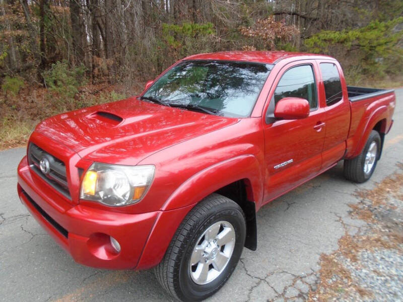 2010 Toyota Tacoma Base's photo