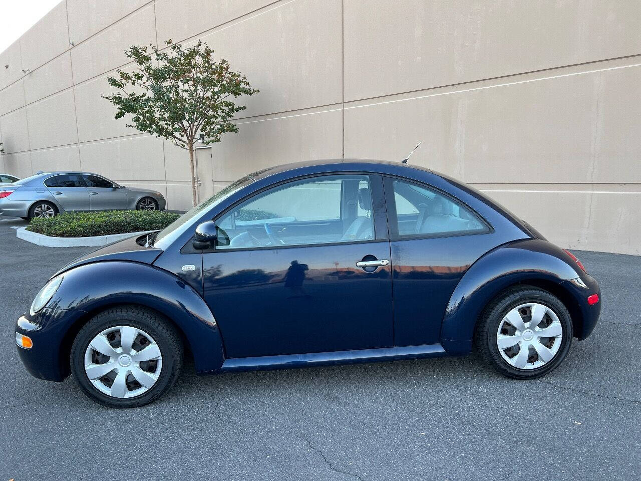 1999 Volkswagen New Beetle for sale at ZRV AUTO INC in Brea, CA