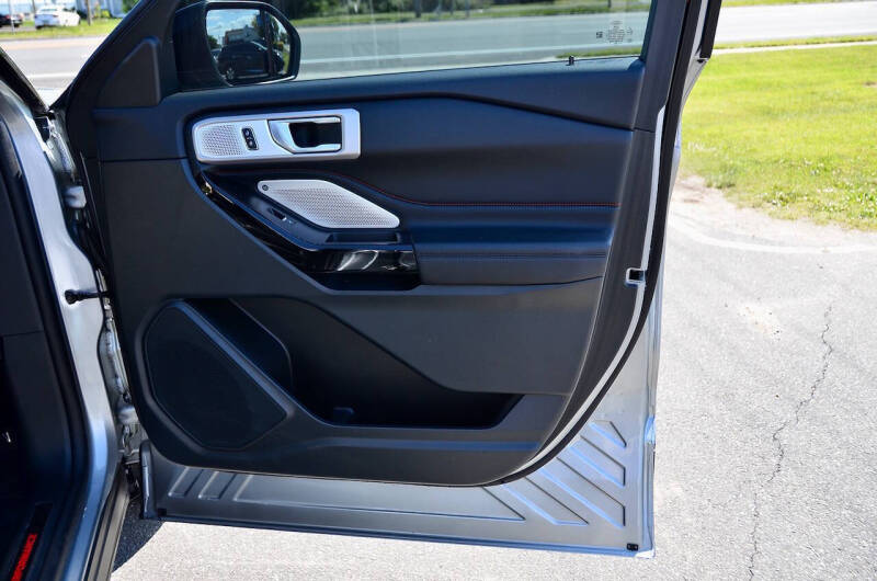 2024 Ford Explorer ST