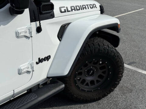 2023 Jeep Gladiator Sport