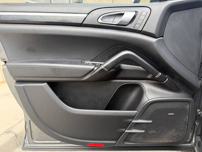 2017 Porsche Cayenne S