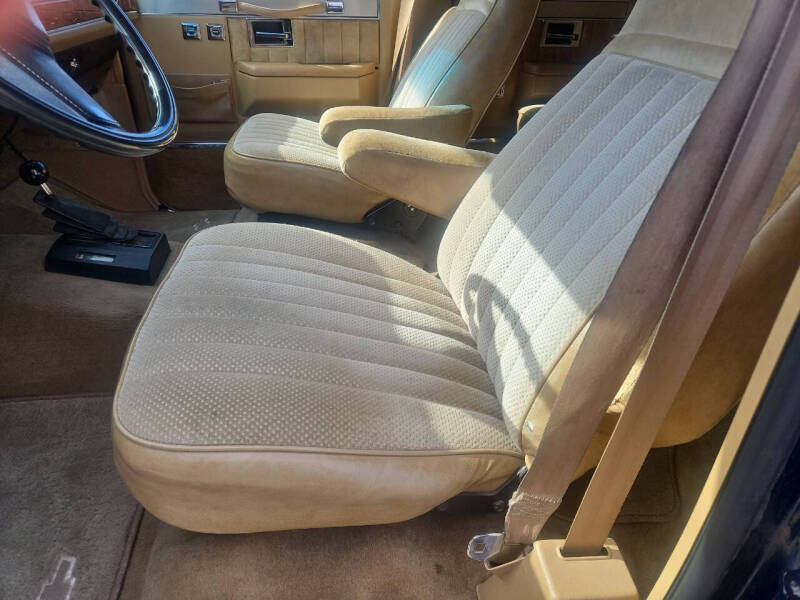 1982 GMC Suburban K1500