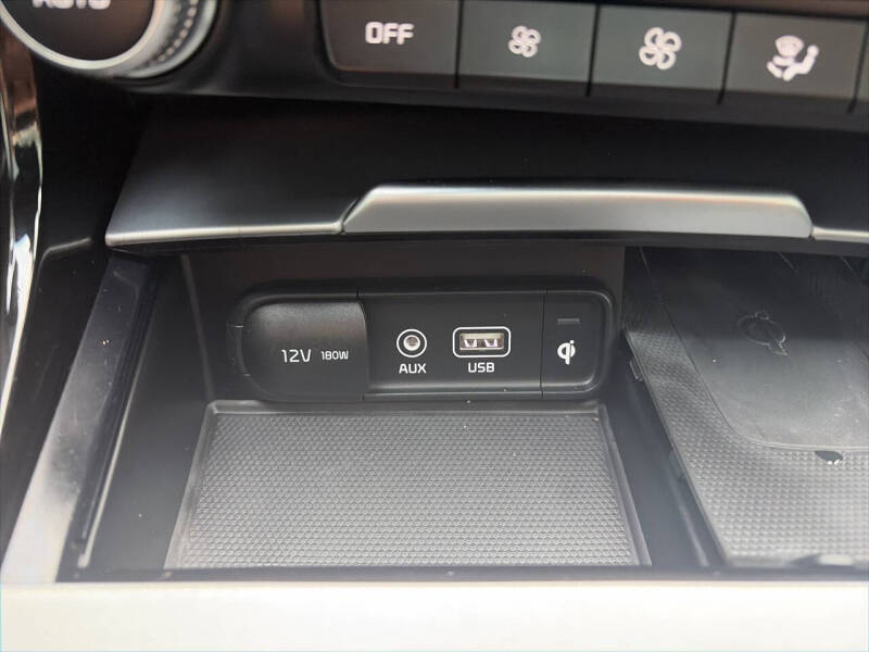 2019 Kia Stinger GT1