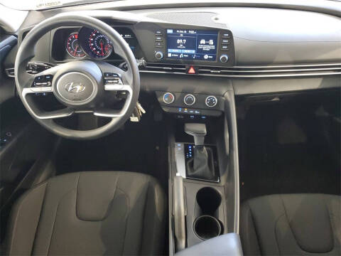 2022 Hyundai Elantra