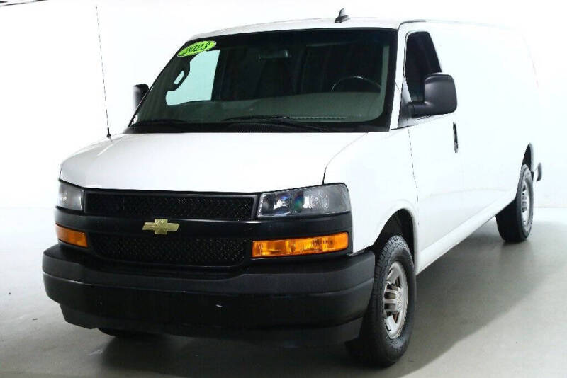 2023 Chevrolet Express 2500