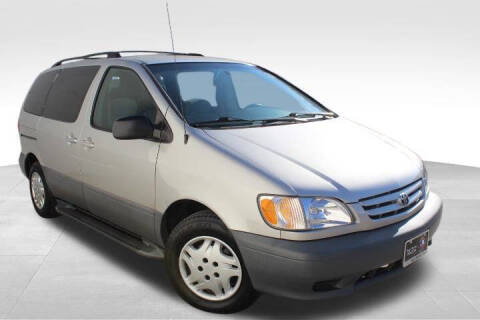 2002 Toyota Sienna LE