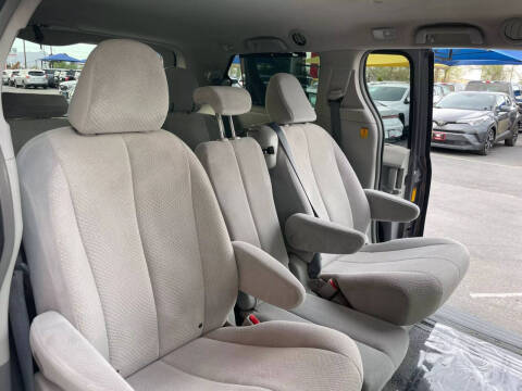 2013 Toyota Sienna
