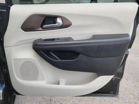 2018 Chrysler Pacifica Touring L Plus