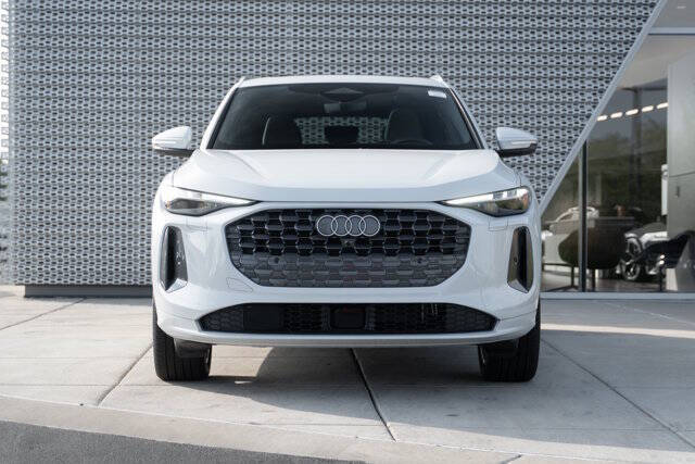 2025 Audi Q5 quattro Premium Plus TFSI