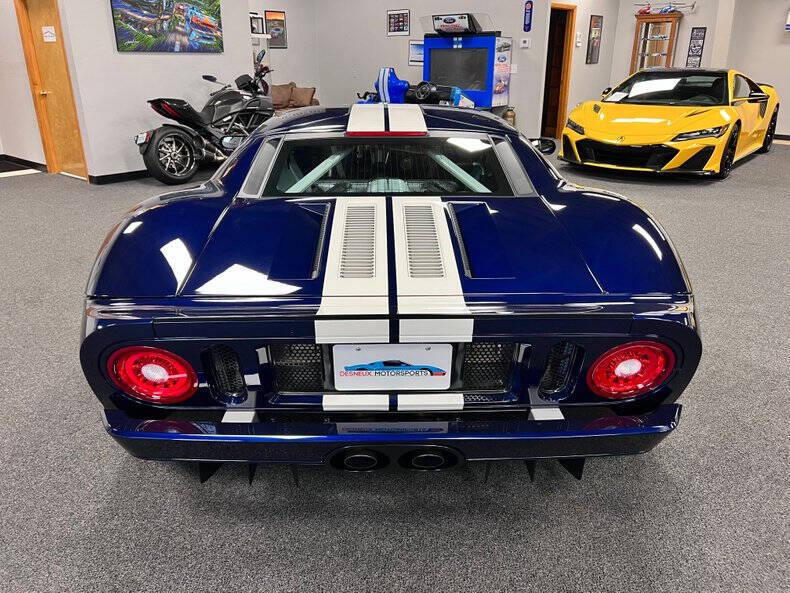 2005 Ford GT