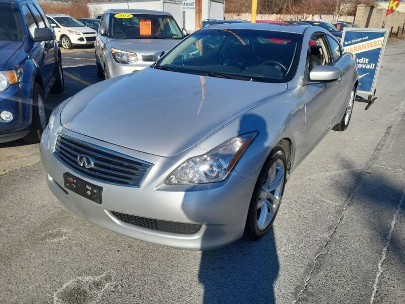 2010 Infiniti G37 Coupe for sale at Howe's Auto Sales in Lowell MA