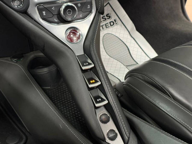 2019 McLaren 720S Performance