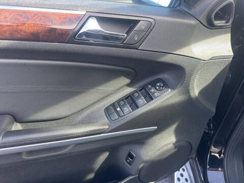 2010 Mercedes-Benz M-Class ML 550