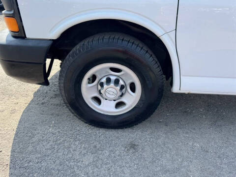 2016 Chevrolet Express 2500
