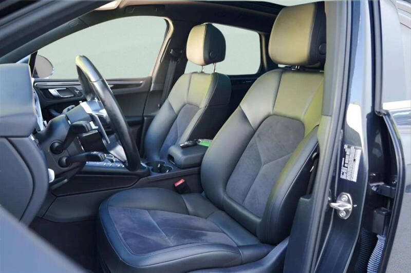 2021 Porsche Macan S