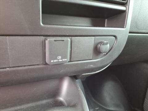 2024 Chevrolet Express 2500