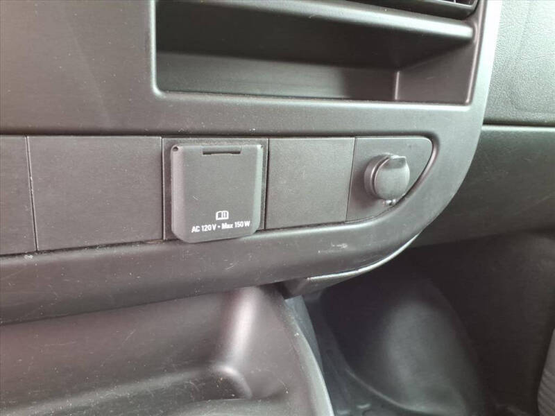 2024 Chevrolet Express 2500