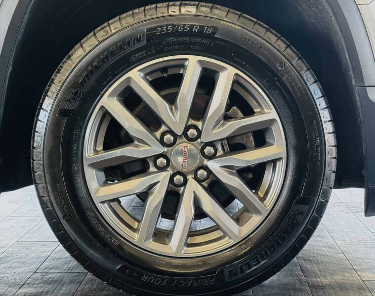 2019 GMC Acadia SLE-2