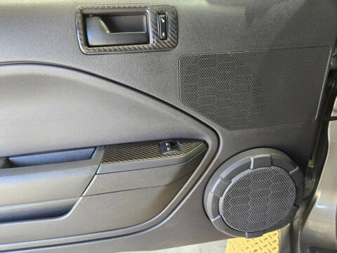 2005 Ford Mustang GT Premium