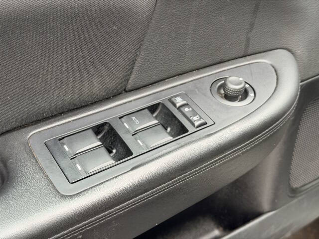 2012 Chrysler 200 Touring